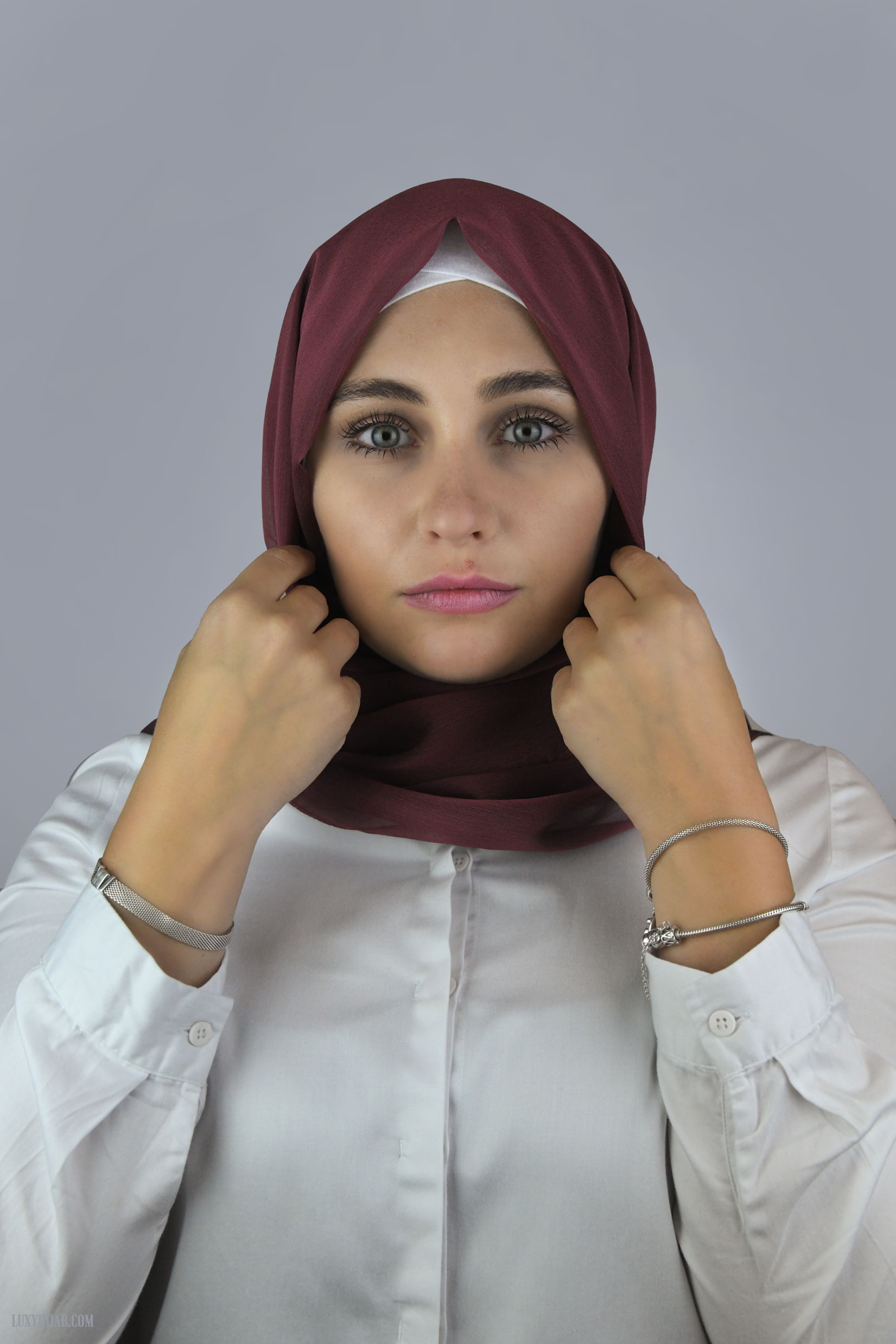 styles-of-hijab-38i.jpg?profile=RESIZE_710x