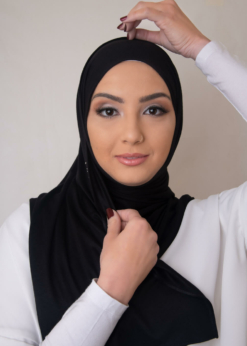 hijab in black
