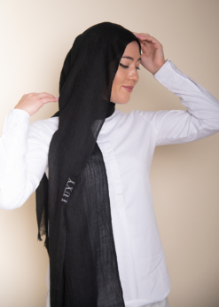 حجاب قطن مودال باللون الآسود